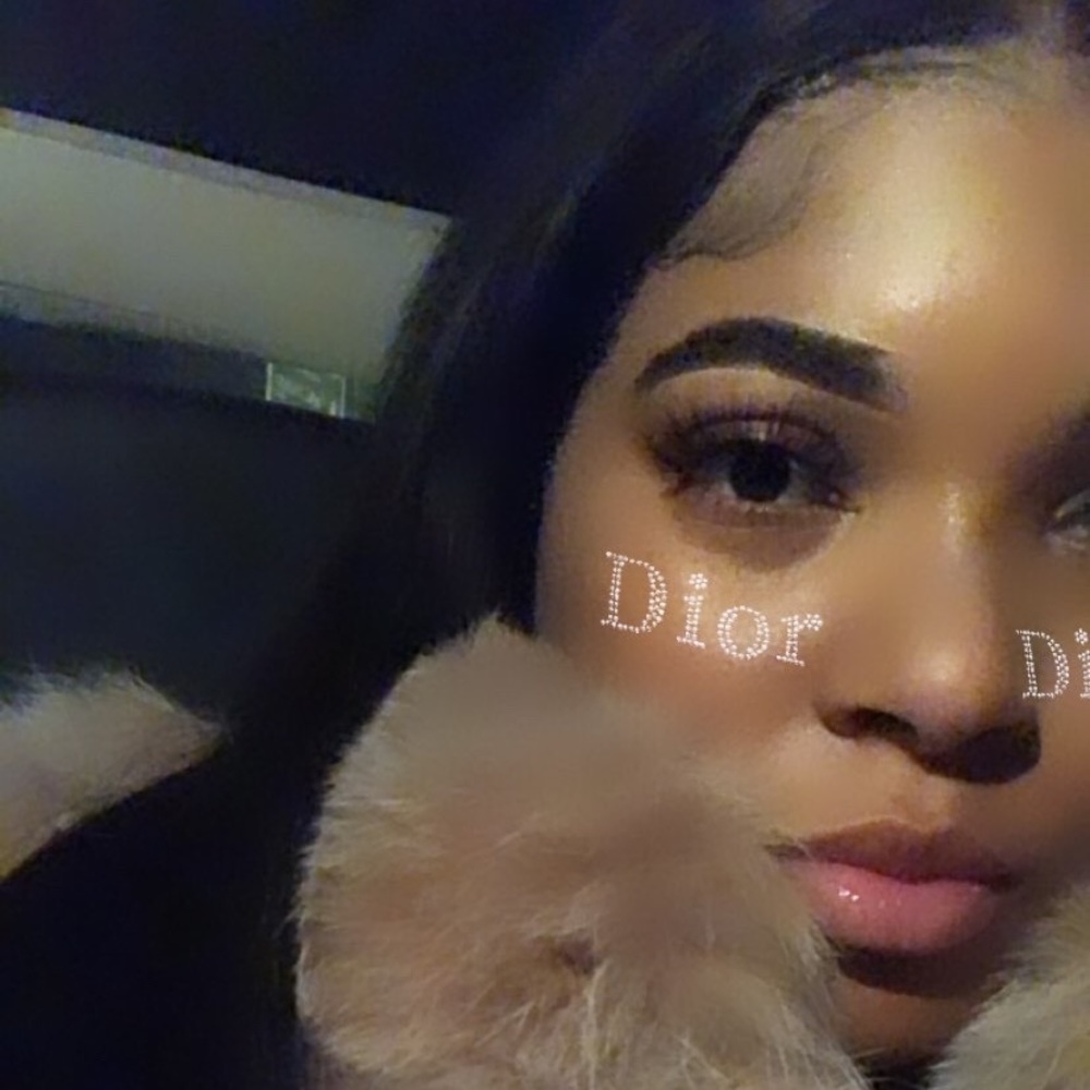 Meet your Posher, Bailey